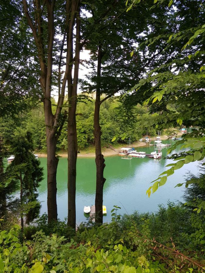 Caloroczne Domki Nad Zatoka Polańczyk Buitenkant foto