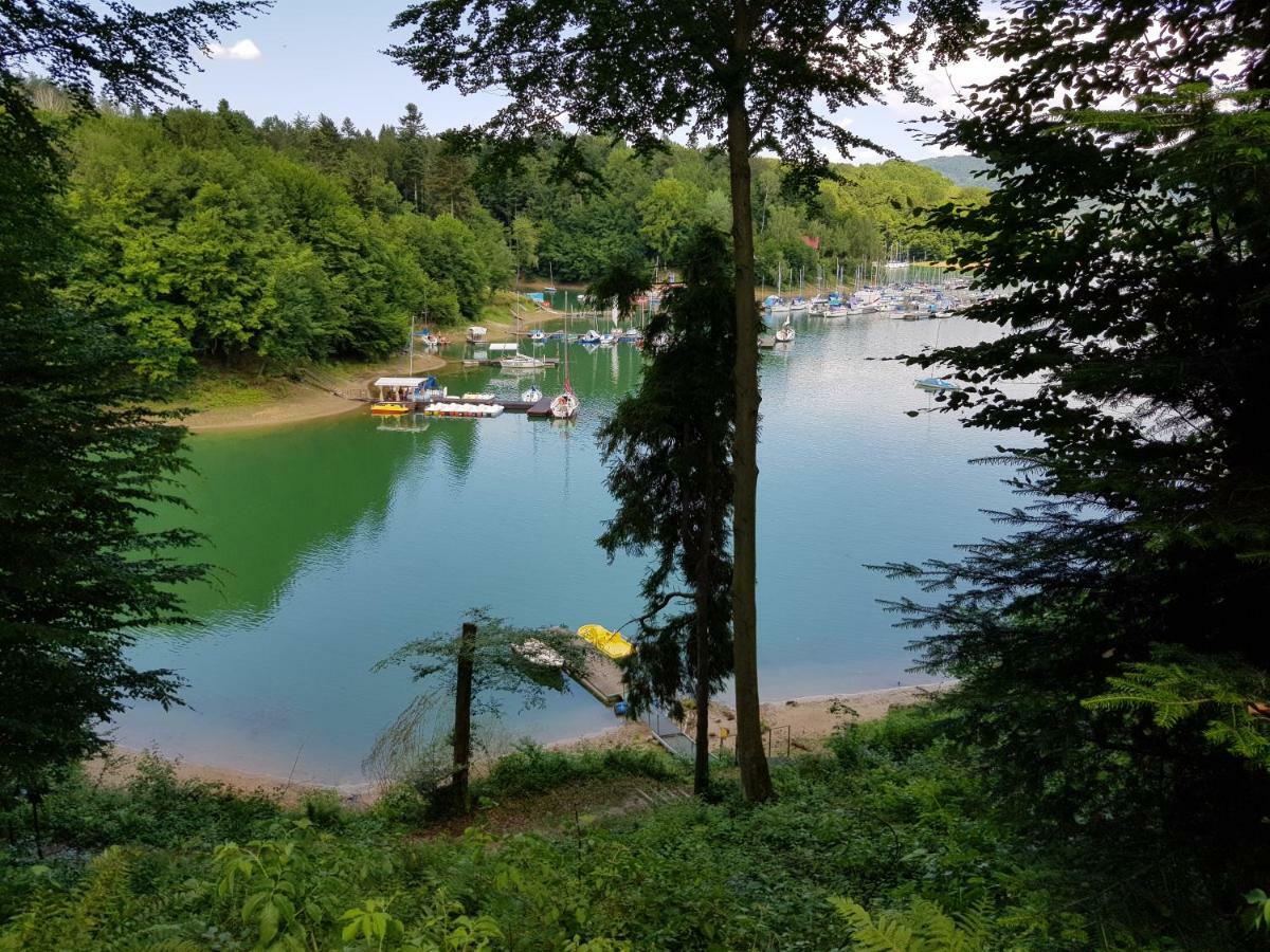 Caloroczne Domki Nad Zatoka Polańczyk Buitenkant foto