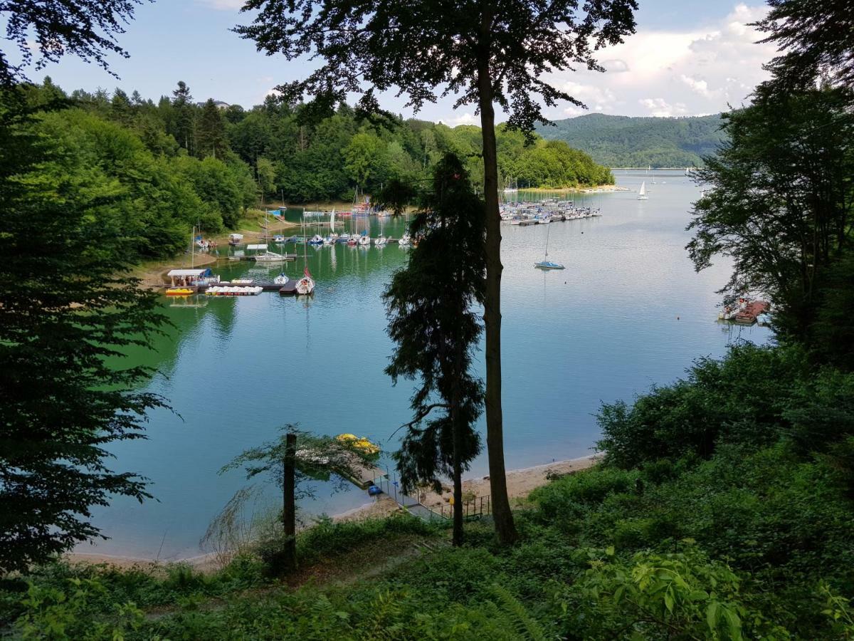 Caloroczne Domki Nad Zatoka Polańczyk Buitenkant foto